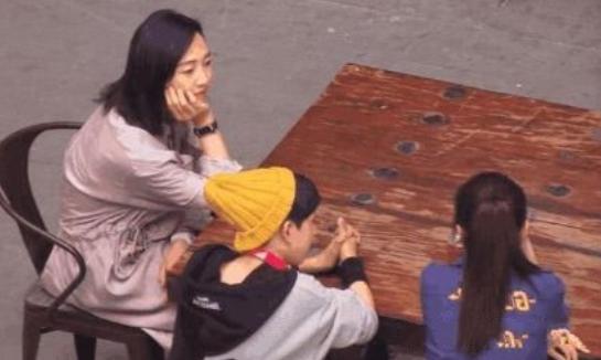 白百何深夜发文我很后悔，陈羽凡：生活还可以继续