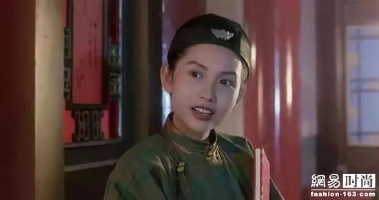 50岁的邱淑贞 47岁的朱茵 看过才知道什么是真女神！