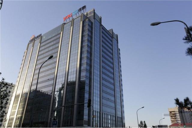 入驻这栋大楼的企业，组成了中国互联网创业简史｜CBNweekly
