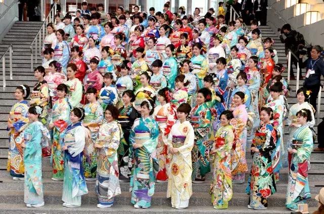 要迎东京奥运，日本定制了196个国家特色和服（上）
